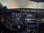 Hyundai Sonata-16