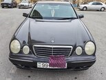 Mercedes E 240-1