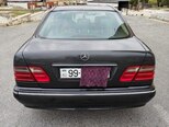 Mercedes E 240-5