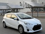 Toyota Aqua-1