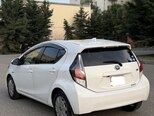 Toyota Aqua-4