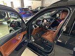 BMW X7-9