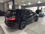 BMW X7-6