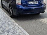 Toyota Prius-4