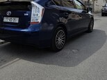 Toyota Prius-5