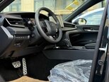Toyota Camry-6