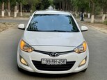 Hyundai i20-12