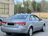 Hyundai Sonata-9
