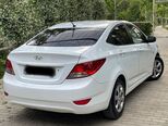 Hyundai Accent-4