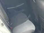 Hyundai Accent-8