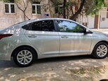 Hyundai Accent-4