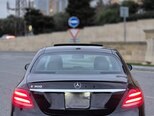 Mercedes E 300-2