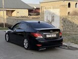 Hyundai Accent-4