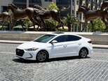 Hyundai Elantra-3