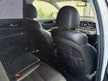 Kia Sorento-12