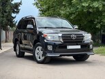 Toyota Land Cruiser-6