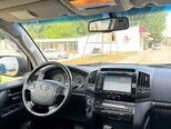 Toyota Land Cruiser-15