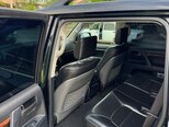 Toyota Land Cruiser-16