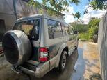 Mitsubishi Pajero-6