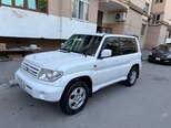 Mitsubishi Pajero io-1