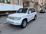 Mitsubishi Pajero io-8