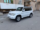 Mitsubishi Pajero io-7