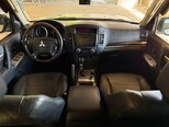 Mitsubishi Pajero-7