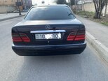 Mercedes E 230-4