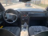 Mercedes E 230-3
