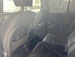 Land Rover Defender-4