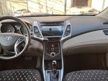 Hyundai Elantra-7