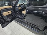 Land Rover Defender-14