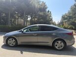 Hyundai Elantra-5