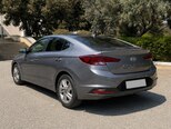 Hyundai Elantra-6
