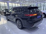 Toyota Highlander-6