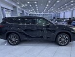 Toyota Highlander-4