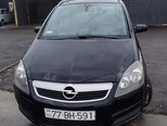Opel Zafira-1