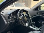 Chevrolet Cruze-12