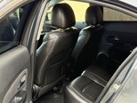 Chevrolet Cruze-13