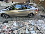 Hyundai Elantra-3