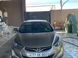 Hyundai Elantra-1