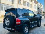 Mitsubishi Pajero-3