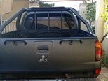 Mitsubishi L200-4