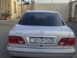 Mercedes E 240-3