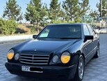Mercedes E 200-1