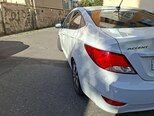 Hyundai Accent-8