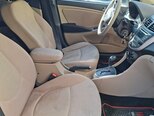 Hyundai Accent-7
