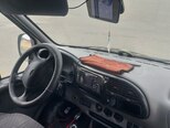 Ford Transit-5
