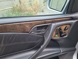 Mercedes E 280-13