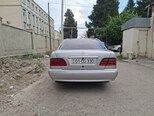 Mercedes E 280-9